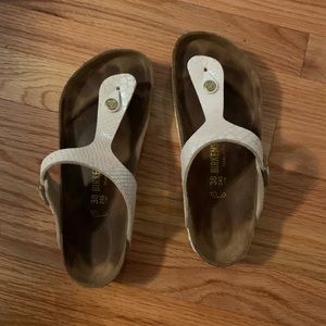 Iridescent Birkenstock gizeh